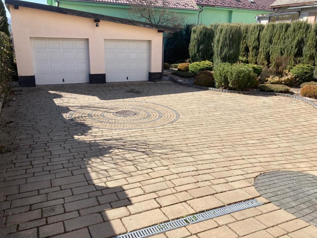 Apartmany Sabinovska Prešov Extérieur photo